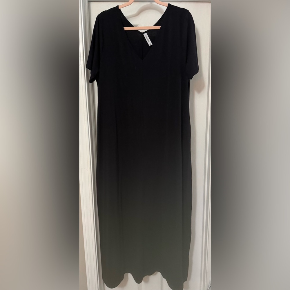 Zenana Outfitters Black Maxi Dress